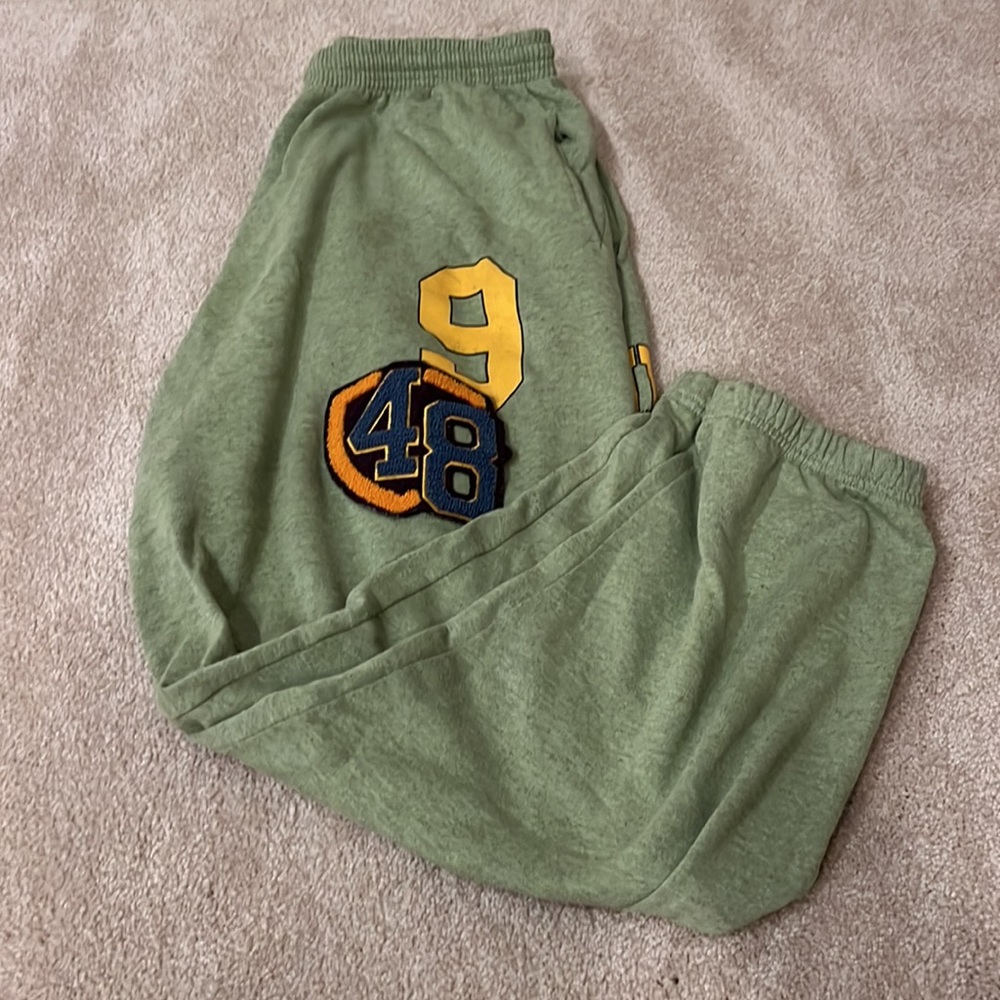 URBAN OUTFITTERS joggers, size M.